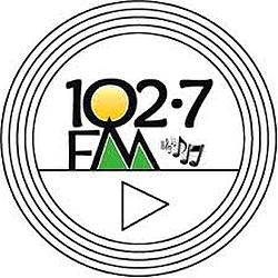 102.7 FM logo